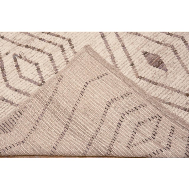 Large Contemporary Moroccan Style Rug For Sale In New York - Image 6 of 7