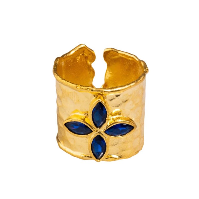 Metal Floral Sapphire Stone Gold Band Design Statement Ring, Size 4 For Sale - Image 7 of 7