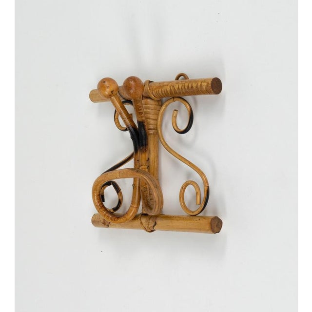 1960s Mid-Century Bamboo and Rattan Coat Rack in the style of Olaf von Bohr, Italy, 1960s For Sale - Image 5 of 9