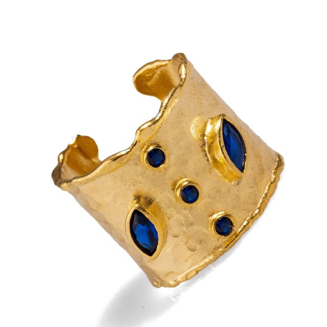Mystic Sapphire & Gold Chunky Cuff Ring, Adjustable size For Sale In Miami - Image 6 of 6