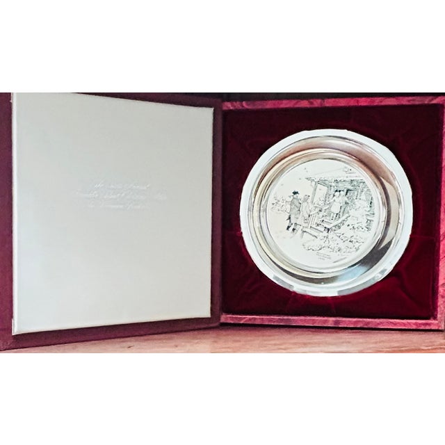 There are no scuffs and scratches on the plate. See pictures for details—features 925 sterling silver. Plate measures 8...