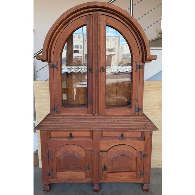 Early 20th Century Rustic Cabinet or Cupboard in Solid Oak with Glass Front For Sale - Image 17 of 18