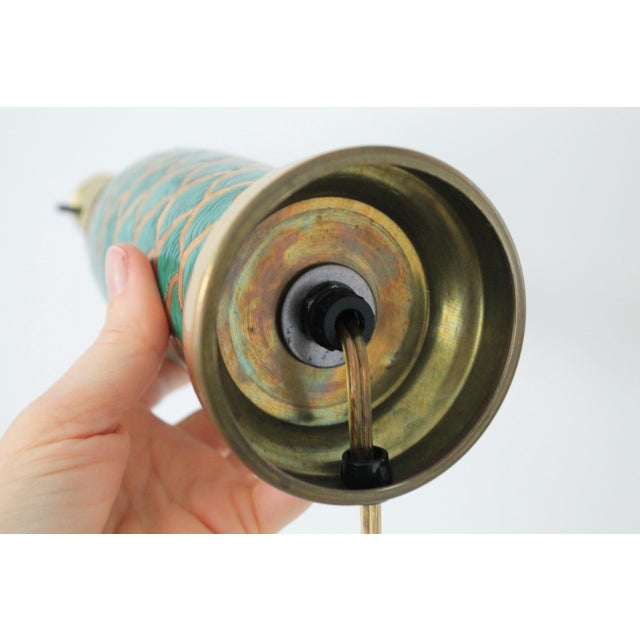 1980s Vintage Ceramic Turquoise and Gold Enamel Accent Table Lamp For Sale - Image 5 of 9