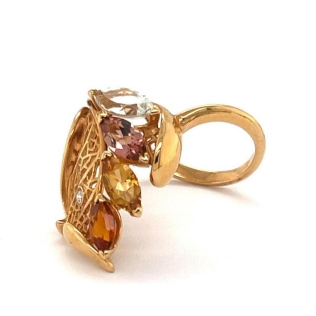 Mid 20th Century Anillo Carrera y Carrera Oro Rosa 18k Multicolor Piedras Preciosas y Diamantes Talla 6.5 For Sale In Miami - Image 6 of 9