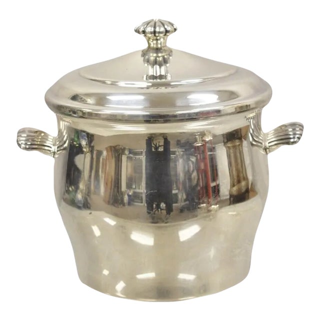 Mid 20th Century Wm Rogers & Son Paul Revere 27 Silver Plated Lidded Ice Bucket With Glass Liner For Sale