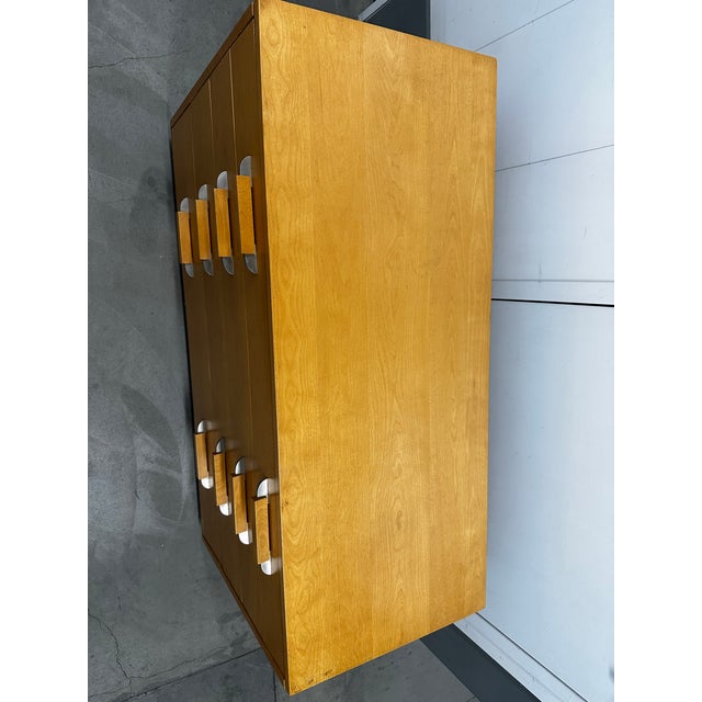 Mid-Century Modern Vintage Saarinen Dresser For Sale - Image 3 of 10