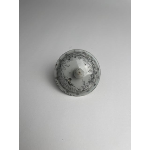 18th Century Chinese Export Juno Grisaille Tea Pot For Sale - Image 9 of 10