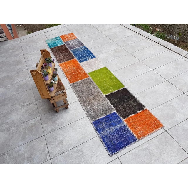 1960s 1960s Floral Handkotted Wool Runner For Sale - Image 5 of 10