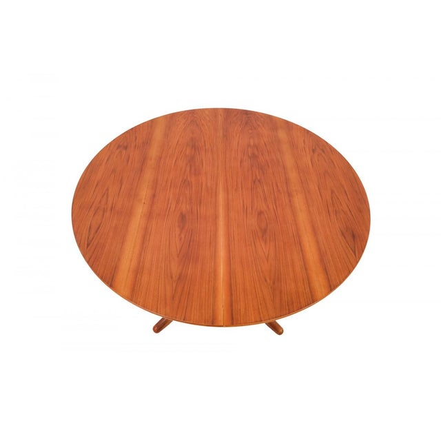 1950s Mid-Century Round Walnut Table, Germany, 1950s For Sale - Image 5 of 11