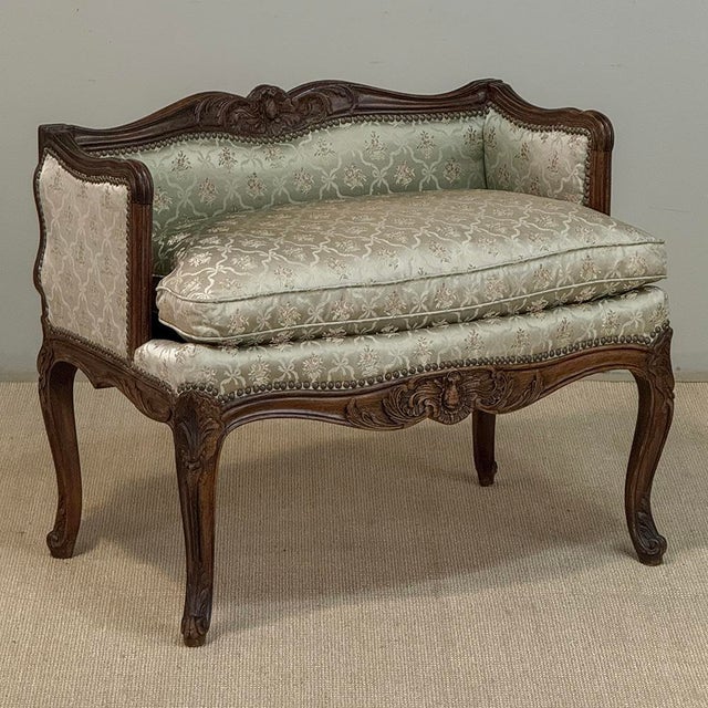 19th Century French Louis XV Walnut Vanity Armchair For Sale - Image 4 of 18