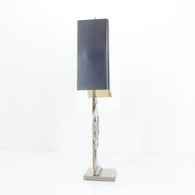 Neoclassical Table Lamp in Brushed Metal, 1970 For Sale - Image 3 of 9