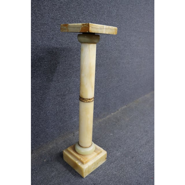 Neoclassical Banded Onyx Pedestal With Swivel Top For Sale In Philadelphia - Image 6 of 10