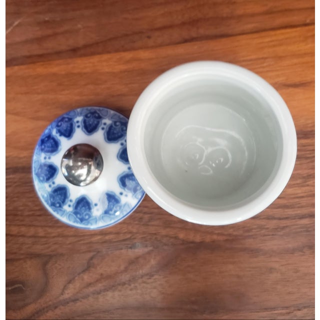 Vintage Bombay Chinoiserie Blue White Porcelain Trinket Jar For Sale In Los Angeles - Image 6 of 7