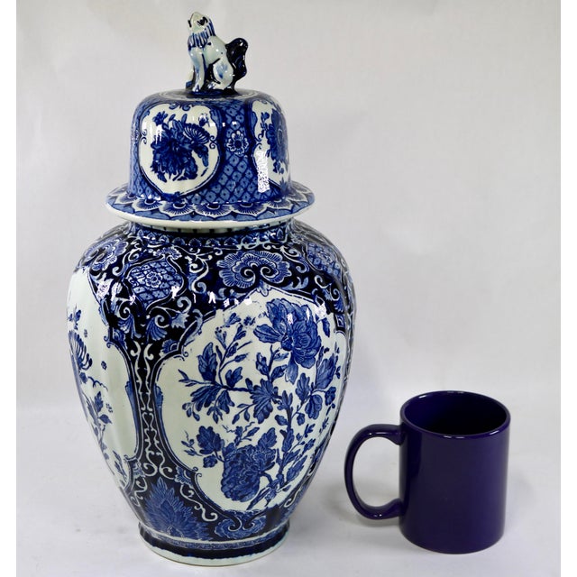 Vintage Large 15" Delft Blue Lidded Baluster Urn Ginger Jar by Boch for Royal Sphinx For Sale - Image 10 of 11
