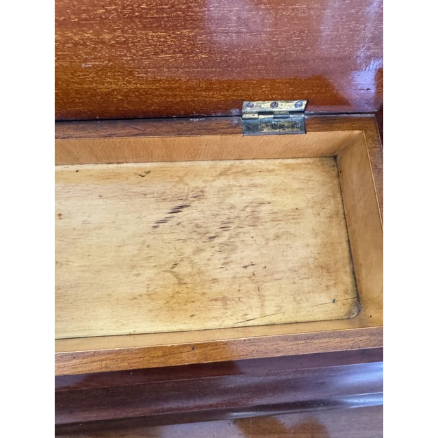 Vanity Dressing Table with Swing Mirror For Sale - Image 5 of 14