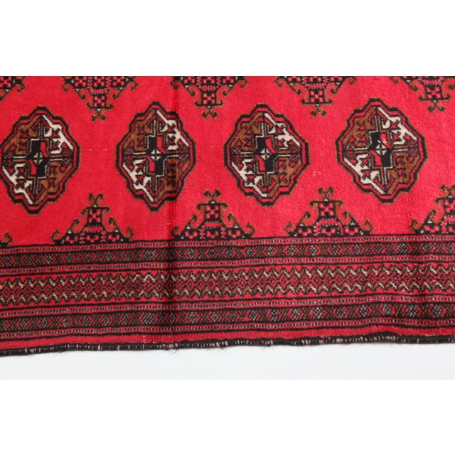 Late 20th Century Handwoven Turkmen Rug With Geometric Borders and Red Field -3' 2'' X 4' 7'' For Sale - Image 9 of 10