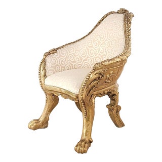 Continental Bergère, 18th or 19th Century For Sale