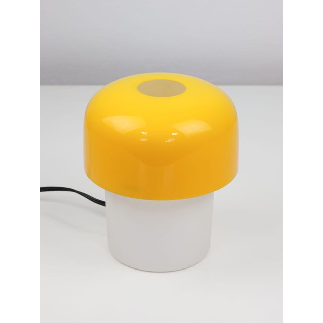 Yellow Mushroom Table Lamp by Luigi Massoni for Guzzini, 1970s For Sale - Image 15 of 15