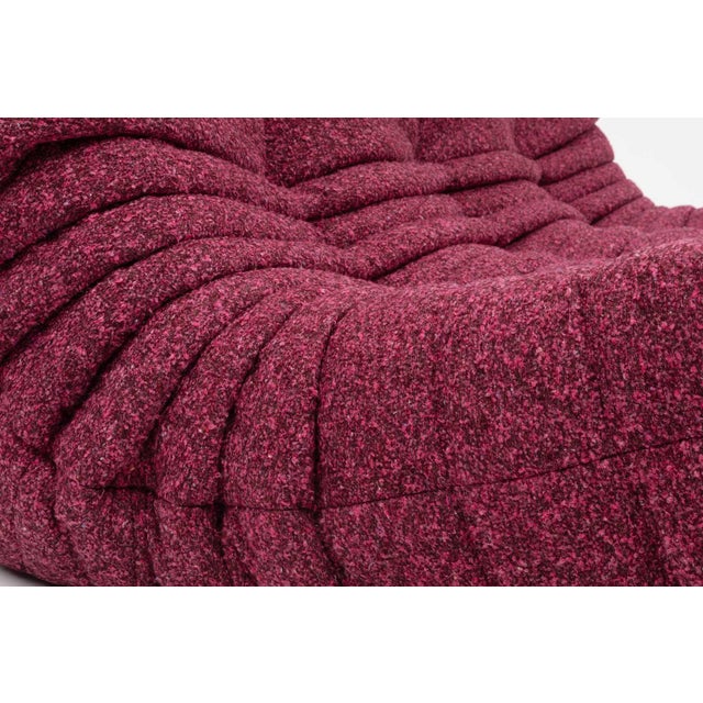 Ligne Roset Togo Three-Seater Sofa in Burgundy Bouclet by Michel Ducaroy for Ligne Roset For Sale - Image 4 of 18