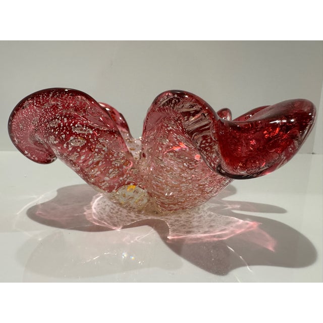Mid-Century Modern Vintage Murano Style Pink Art Glass Freeform Bowl With Gold Aventurine For Sale - Image 3 of 7