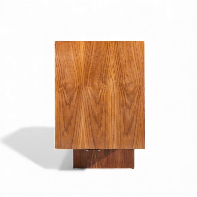 Kagan-Dreyfuss, Inc. Vladimir Kagan for Dreyfuss Mid 20th Century Walnut Credenza For Sale - Image 4 of 9