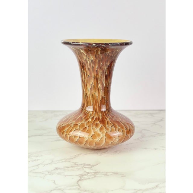 Exceptional hand-blown studio art glass vase by the renowned California glass studio Cohn-Stone Studios (founded by...