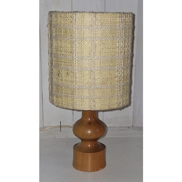 Vintage Table Lamp with Turned Yew Wood Base and Linen Shade, 1970s, in Very Good conditions. Designed 1970 to 1979...