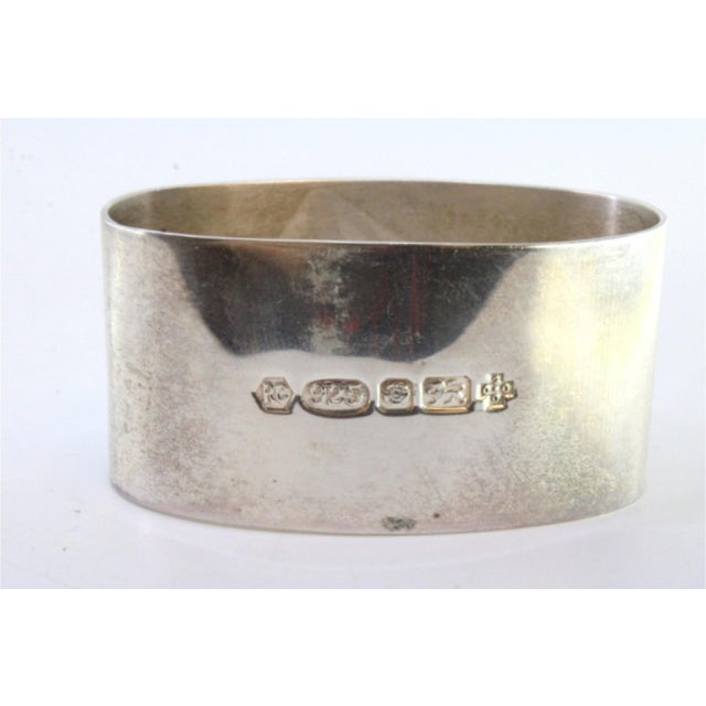 Silver Napkin Ring in Elliptical Shape, in Good conditions. Designed 1920 to 1949