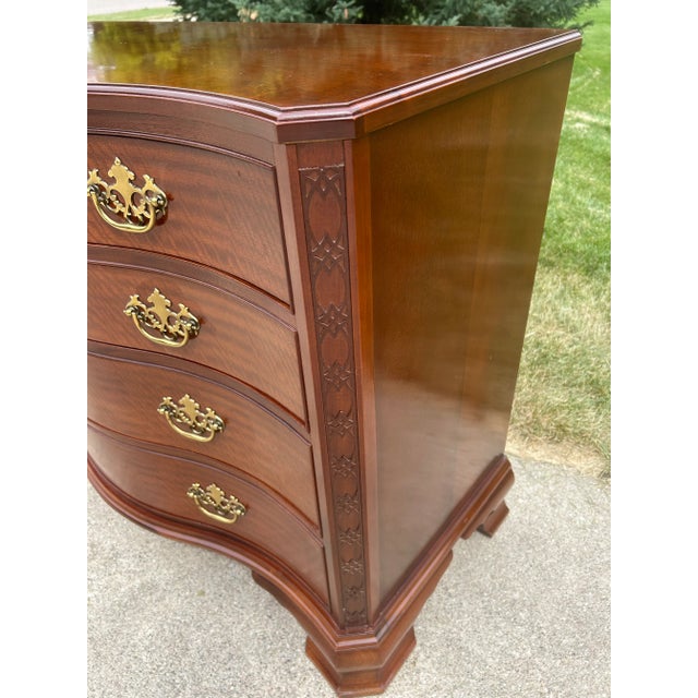 Baker Furniture Historic Charleston Chippendale Serpentine Dresser – Solid Mahogany Vintage Chest With Brass Hardware For Sale - Image 6 of 11