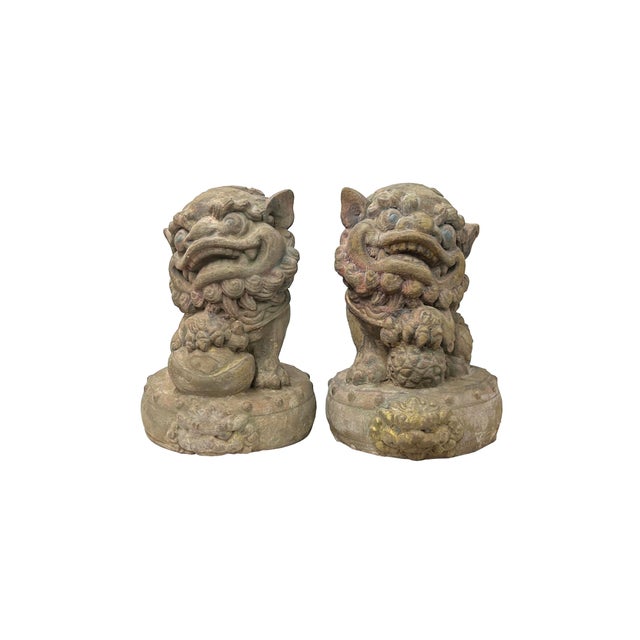 1980s Pair Rustic Chinese Wood Foo Dog Lion Round Base FengShui Figures For Sale - Image 5 of 6