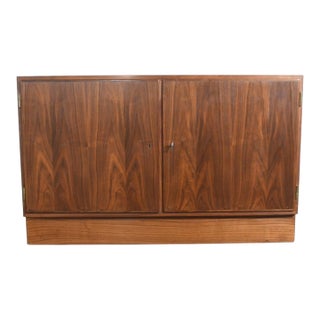 Carlo Jensen Walnut Credenza by Hundevad + Co | Danish Modern 1960s, Attributed For Sale