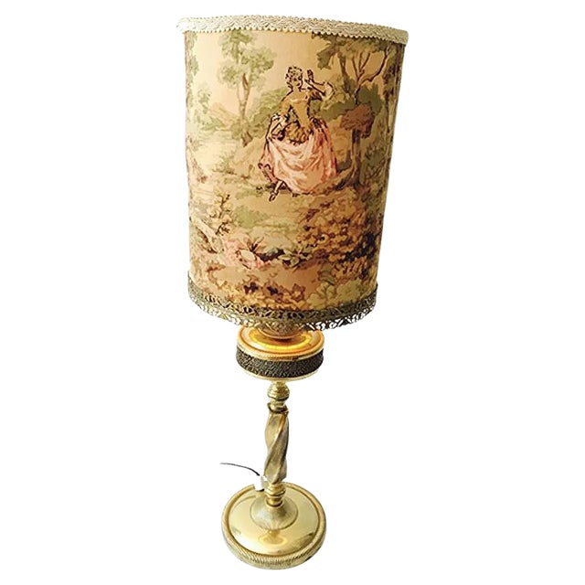 Victorian Style Brass Table Lamp with Lampshade in Romantic Love Scene, 1930s For Sale