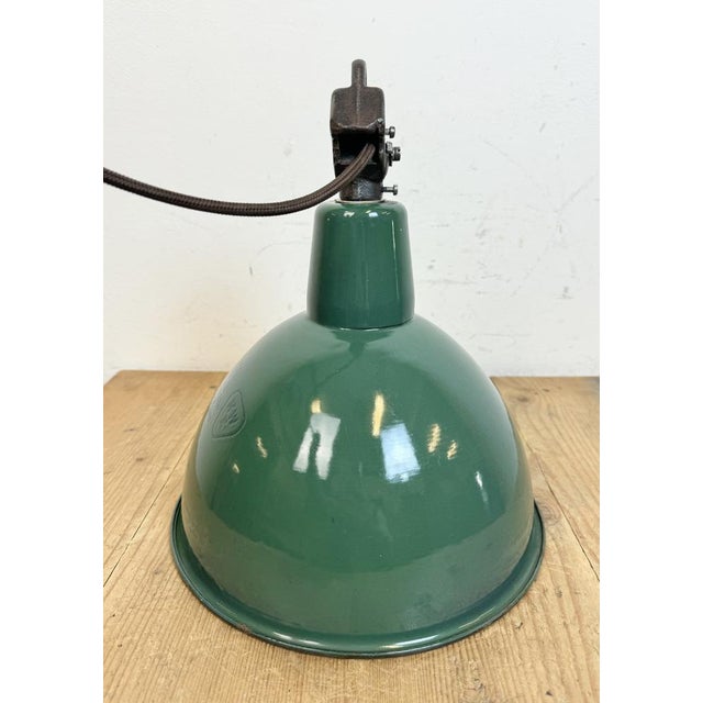 Industrial Green Enamel Factory Lamp with Cast Iron Top, 1960s For Sale - Image 11 of 18