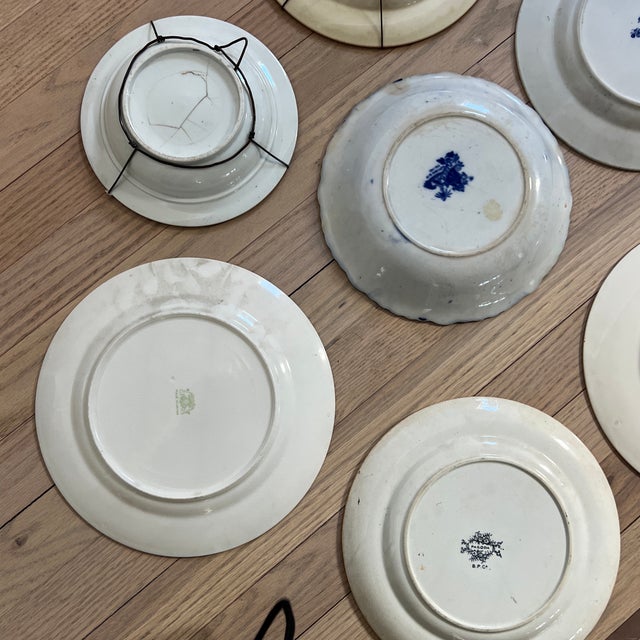 Antique English, Japanese & Chinese Imari Style Plate Collections- Set of 10 For Sale - Image 10 of 11