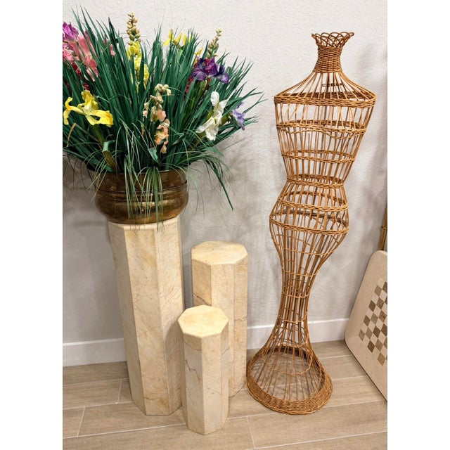 Stone 1970s Postmodern Italian Travertine Hexagonal Graduated Pedestal - Set of 3 For Sale - Image 7 of 8