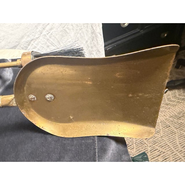 1960s Mid-Century Modern Maison Jansen Style Brass Duck-Head Fireplace Tools & Stand - 5 Pieces For Sale - Image 5 of 12