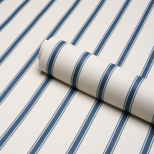 Schumacher Sample - Schumacher Westerly Stripe Wallcovering In Navy For Sale - Image 4 of 6