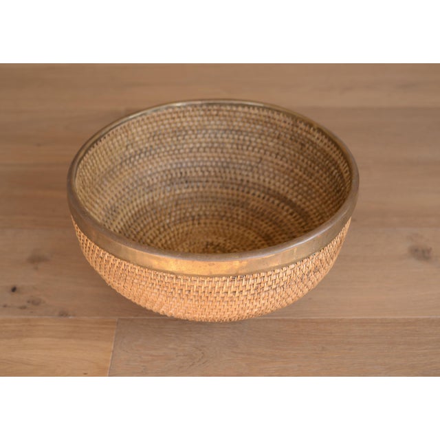 Vintage 1970s 15" Brass-Rimmed Rattan Basket Bowl For Sale - Image 9 of 12