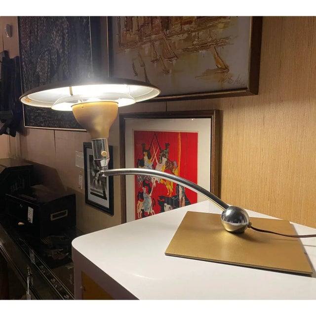 1950s m.g. Wheeler Sight Light Saucer Atomic Age Articulating Table Lamp For Sale - Image 5 of 9
