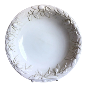 Williams Sonoma Tuscan Olive Italian Embossed Cream Large Round Pasta Bowl