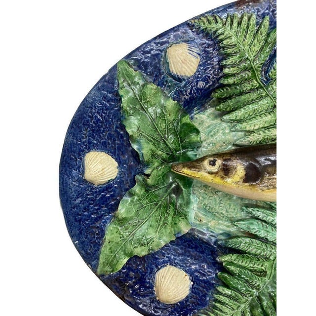 The School of Paris Large Franҫois Maurice Palissy Ware Majolica Trompe l'Oeil Fish Plaque, 1880 For Sale - Image 3 of 13