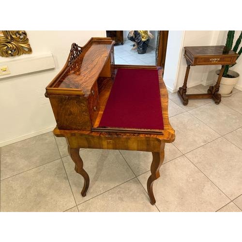 Late Biedermeier Ladies Secretaire Desk in Walnut For Sale - Image 4 of 18
