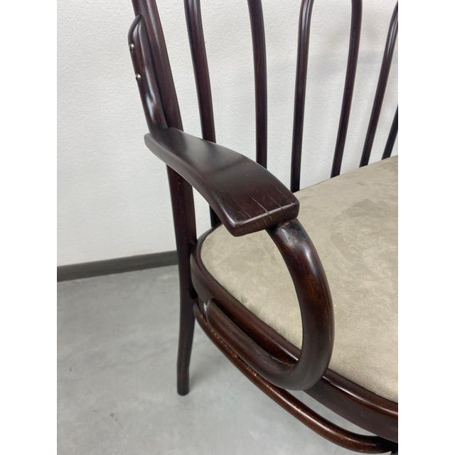 No. 56 Sofa attributed to Thonet, 1890s For Sale - Image 3 of 11