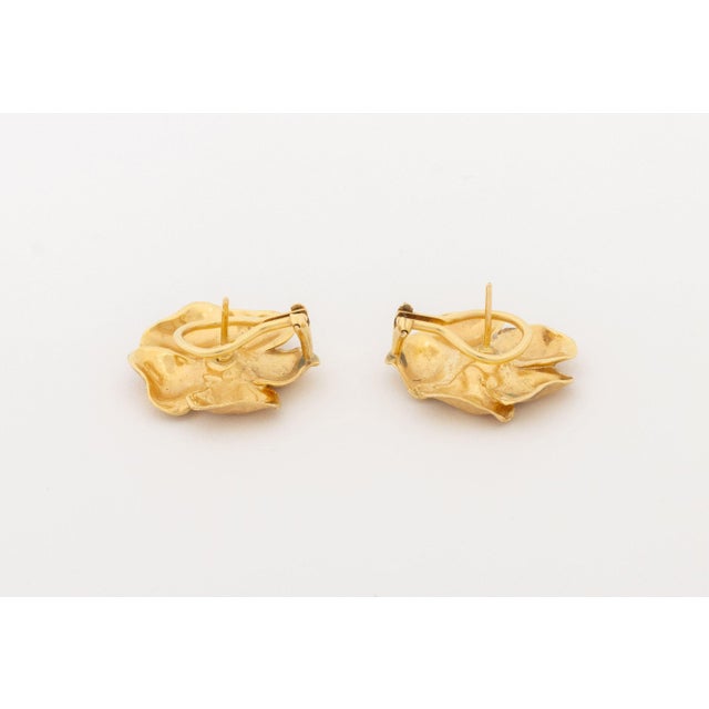 Metal Floriform Yellow Gold and Diamond Earrings For Sale - Image 7 of 8