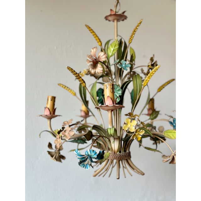 French Polychrome Floral and Wheat Tole 5-Light Chandelier, 1960s For Sale - Image 17 of 18
