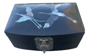 1990s Chinoiserie Black Lacquer Box With Inlaid Abalone Cranes