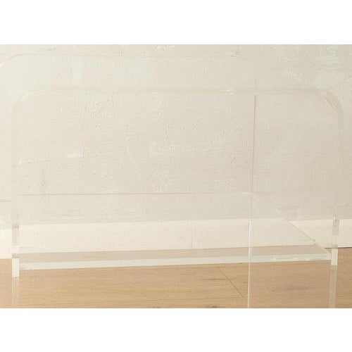 Plastic Vintage Acrylic Side Table, 1960s For Sale - Image 7 of 8