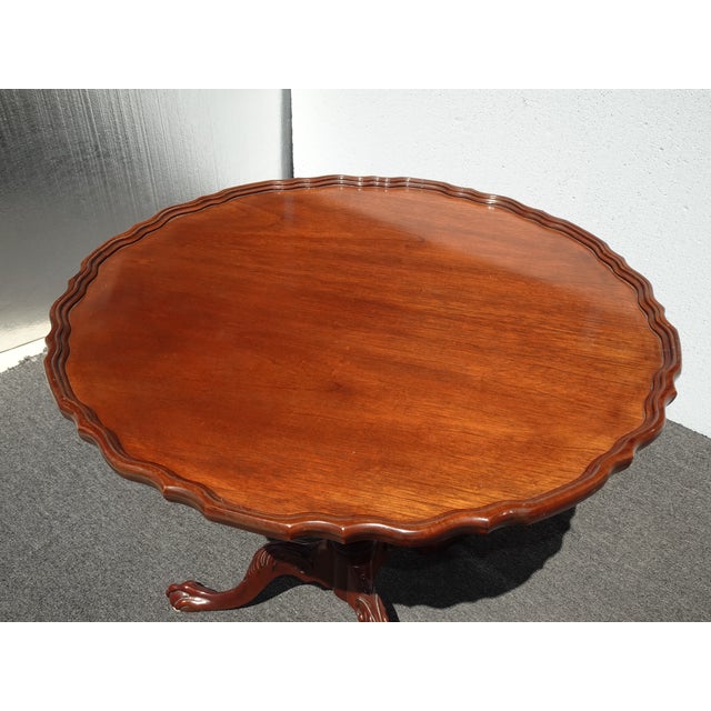 Vintage Baker Furn. Chippendale Style Tilt Top Pie Crust Side Table For Sale In Los Angeles - Image 6 of 12