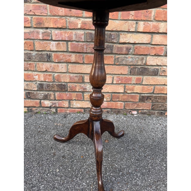 19th Century English Pedestal Side Table For Sale - Image 4 of 10