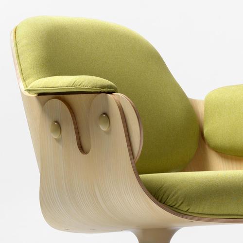 Low Lounge Chair in Ash by Jaime Hayon For Sale - Image 3 of 11